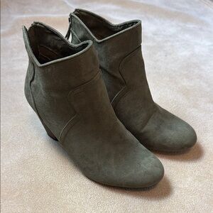 Report Sage Green Ankle Booties